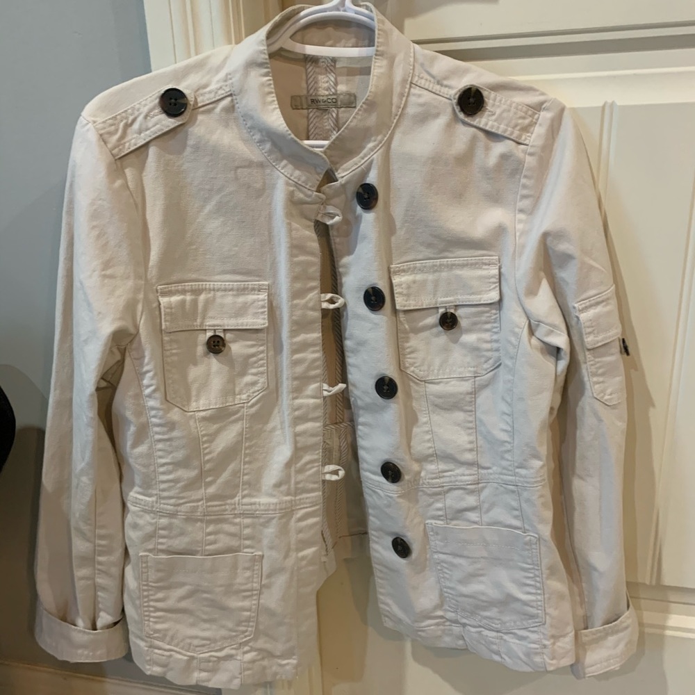 Cream coloured RW&Co cotton jacket
